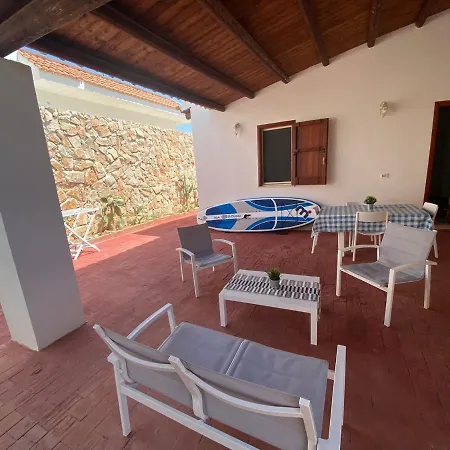 La Casa Sulla Spiaggia: Dimora Elma Villa
